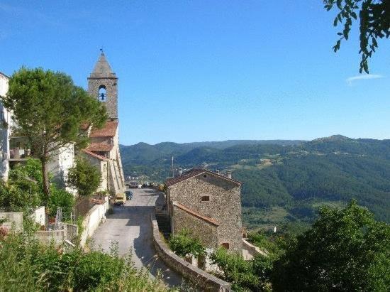 Borgo San Pietro Bed & Breakfast Agnone Exterior photo